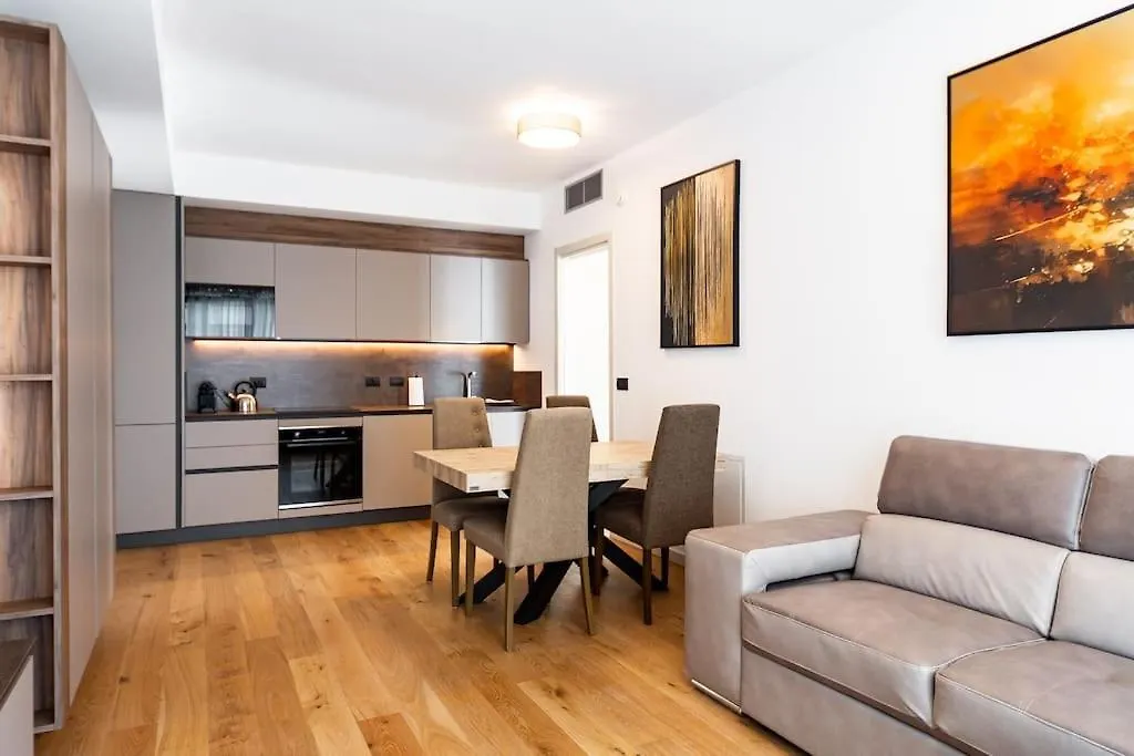 Apartment East Garden Lambrate Suite Elegante Moderna Milan Italy