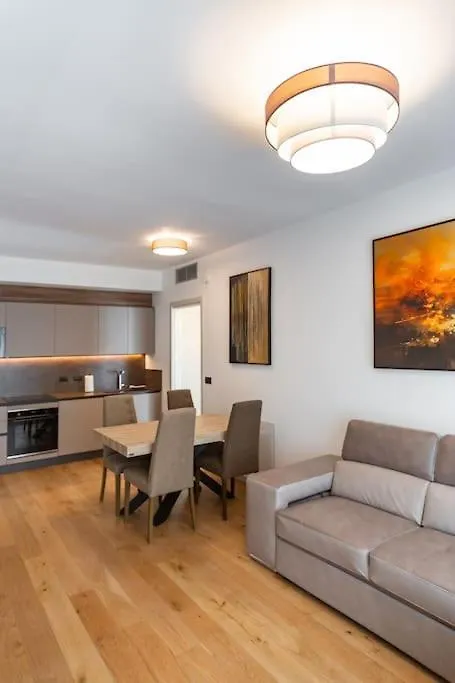 East Garden Lambrate Suite Elegante Moderna Milan