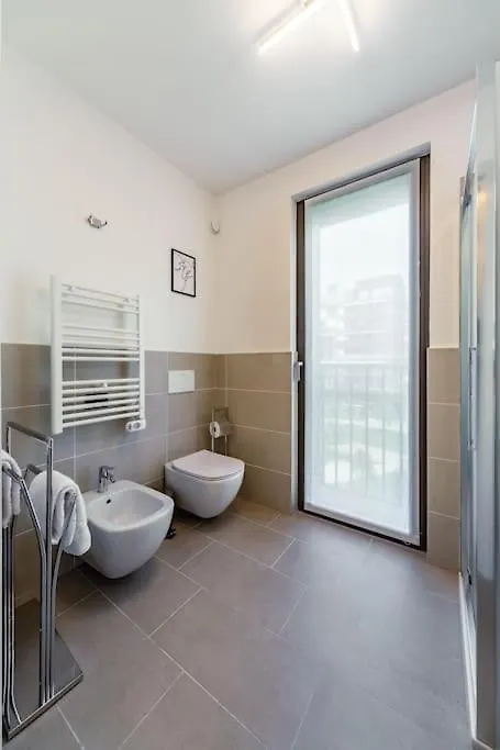 East Garden Lambrate Suite Elegante Moderna Milan