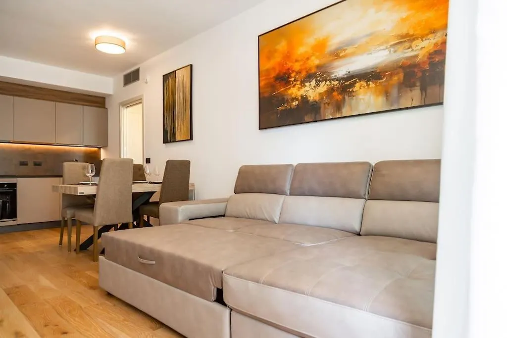 Apartment East Garden Lambrate Suite Elegante Moderna Milan Italy