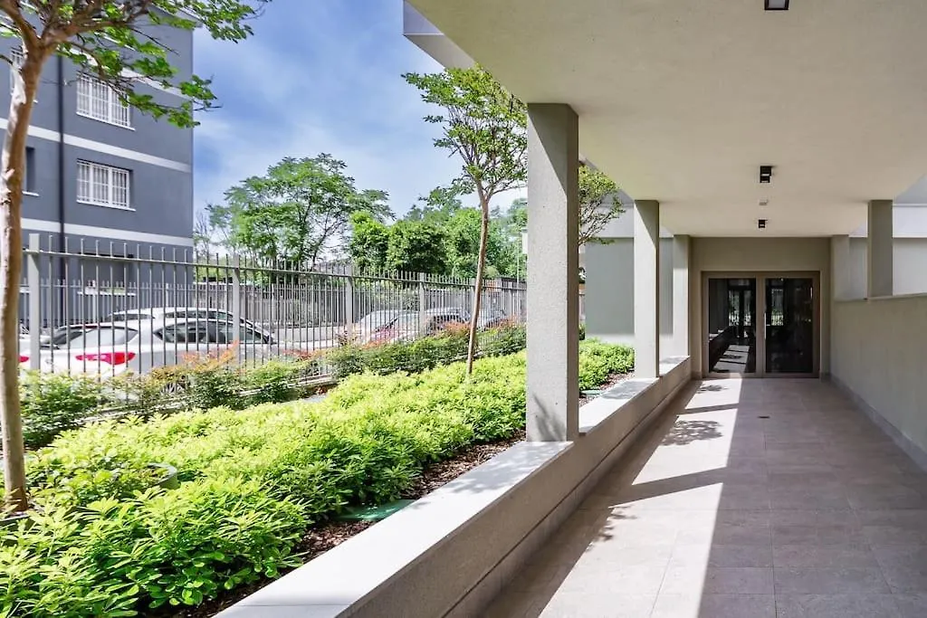 East Garden Lambrate Suite Elegante Moderna Milan