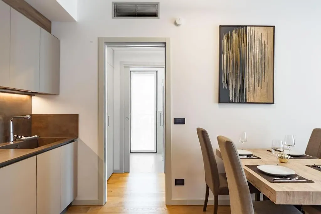 East Garden Lambrate Suite Elegante Moderna Milan