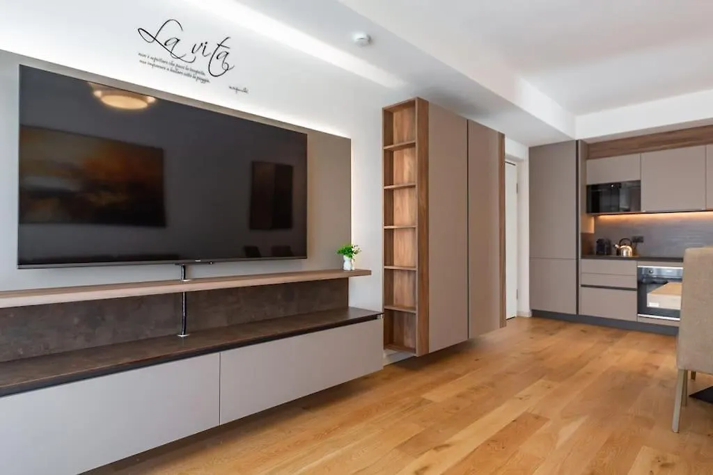 Апартаменты East Garden Lambrate Suite Elegante Moderna Милан